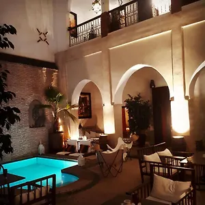 Amira Riad